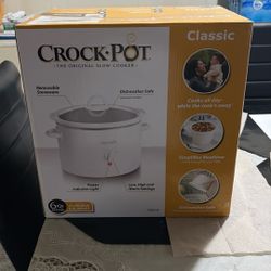 Slow Cooker (Moving Out Sale)