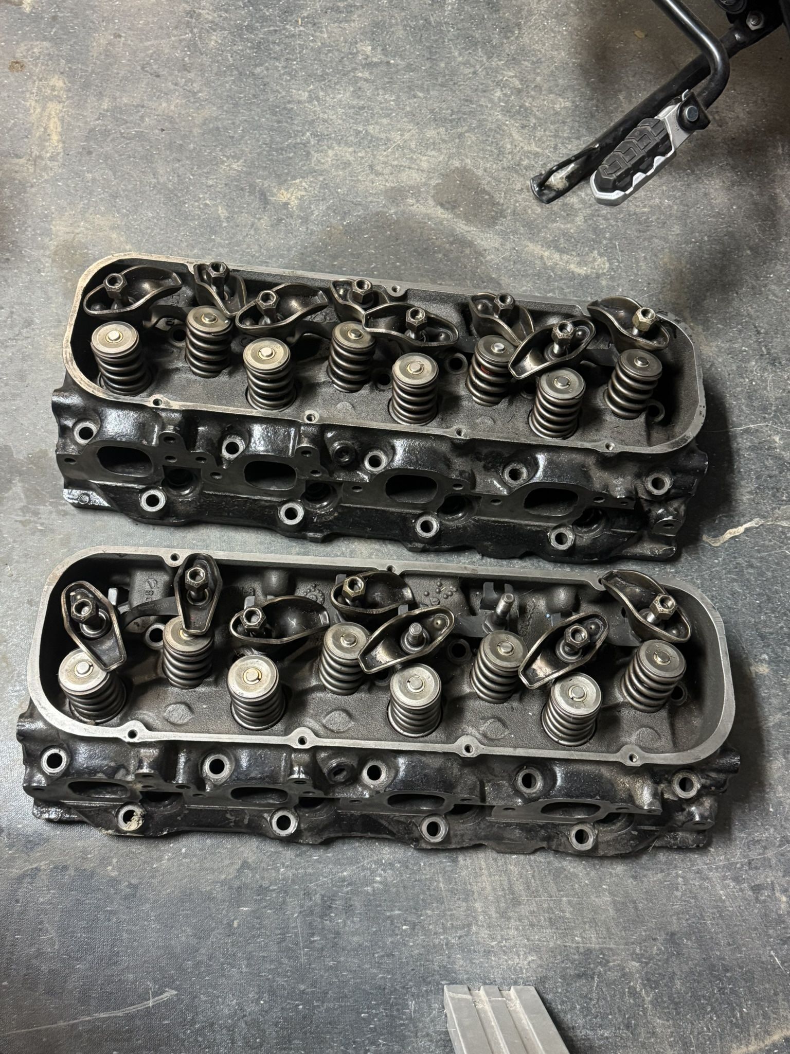 GM Big Block 454 Cylinder Heads