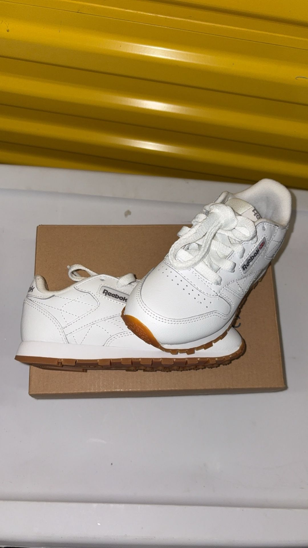 Reebok Classic White - Kids Size 11