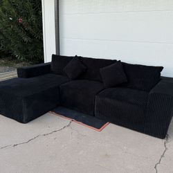Couch/ Sectional Sofa/ Corduroy With Chaise 