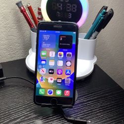iPhone 8 Plus 64GB  Carrier Unlocked With Brand New Screen and Screen Protector Installed + 3 Extra & Case