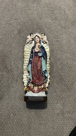 Virgin Mary beautiful decorative piece