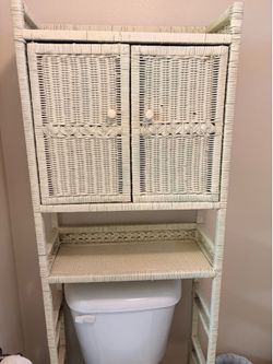 Vintage Wicker Bathroom Space Saver