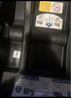 Baby Trend EZ-Lift Plus Infant Car Seat,