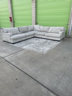 *Free Delivery* Ashley Sectional Couch Sofa