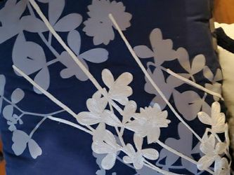 decorative pillows