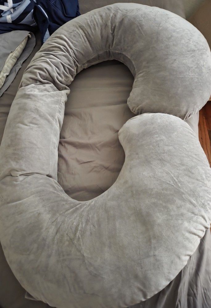 Pregnancy Pillow And Wedges