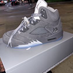 Brand new Jordan 5 Wolf Gray sz 8.5M