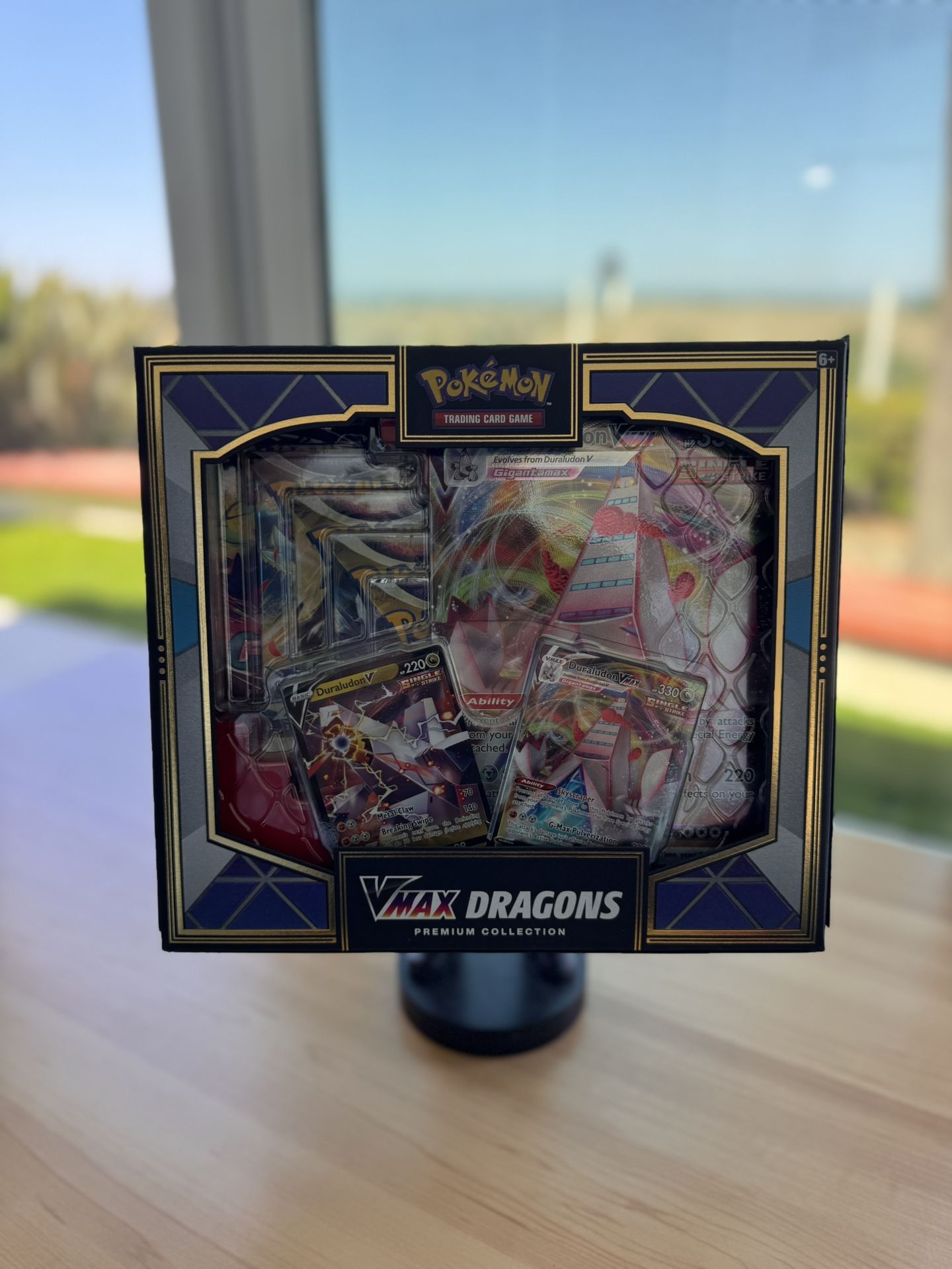 V Max Dragons Premium Box