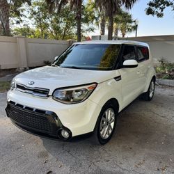 2019 Kia Soul +