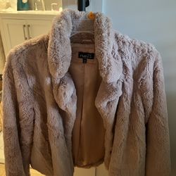 Abrigo En Color Rosa