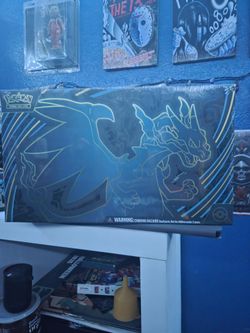 Pokemon premium elite charizard box