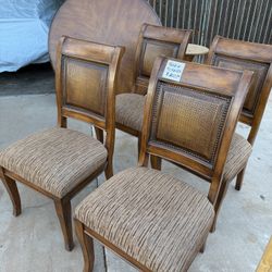 Dining Table & Chairs