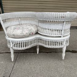 Tete-a-Tete Antique Wicker Conversation Couch