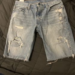 Vintage Baby Blue Levi’s 33