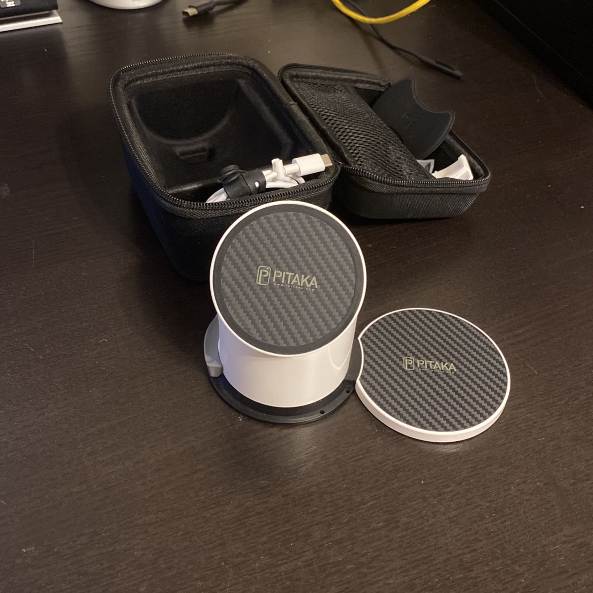 Pitaka Mag Dock - All-in-one Wireless Travel Charger, Wirelessly Charge Your Phone, Watch And AirPods With One Device!