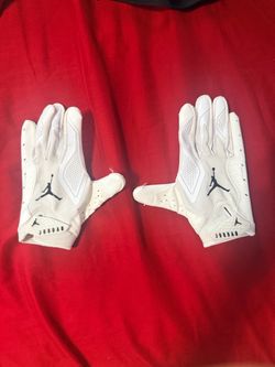Jordan white gloves