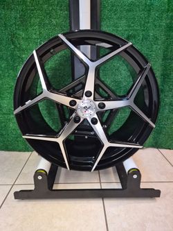 20" COMPETITION IMPACT GLOSS BLACK WITH MACHINE FACE RIMS