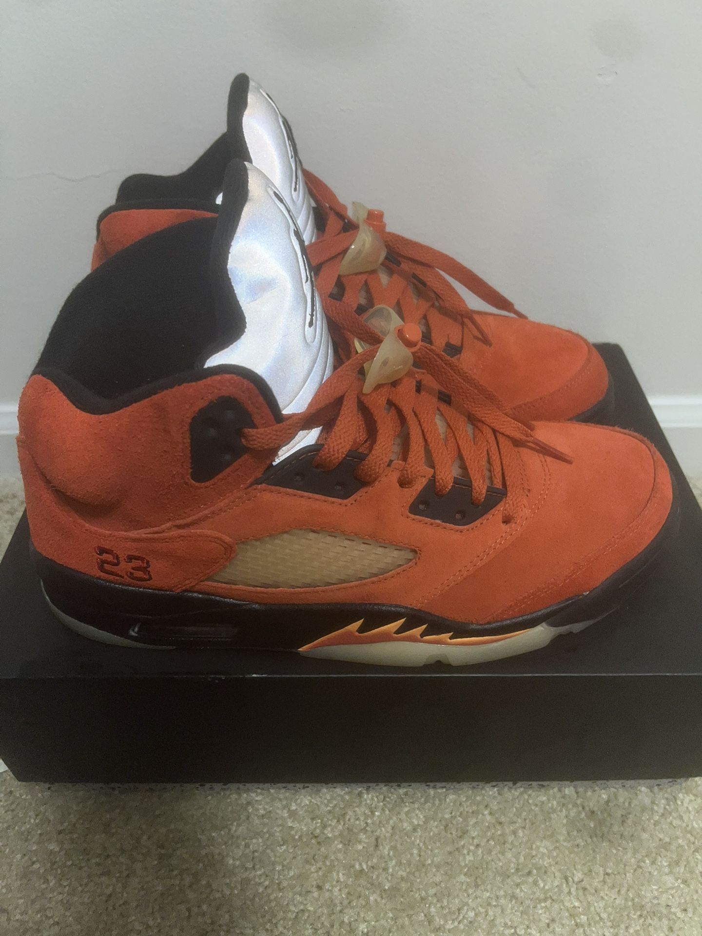 Dunk on MARS JORDAN 5s