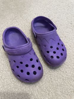 Kids Purple Clogs – Size 11