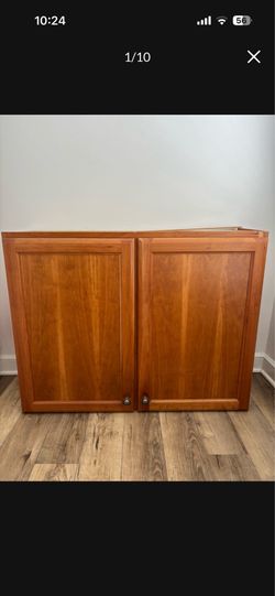 WOOD CABINET ~~ KITCHEN/GARAGE/LAUNDRY/SHED/CRAFT