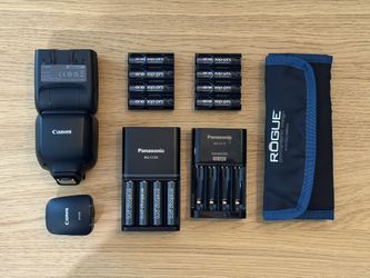 Canon EL-10 Speedlight With ST-E10 And Accessories