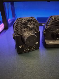 Zoom Q2n-4K Handy Video Recorder + original Zoom Q2n included.