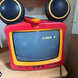 Disney Mickey Mouse 13" CRT TV DT1350C Red w/ Ear Speakers remote