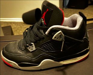 Nike Air Jordan 4 Retro