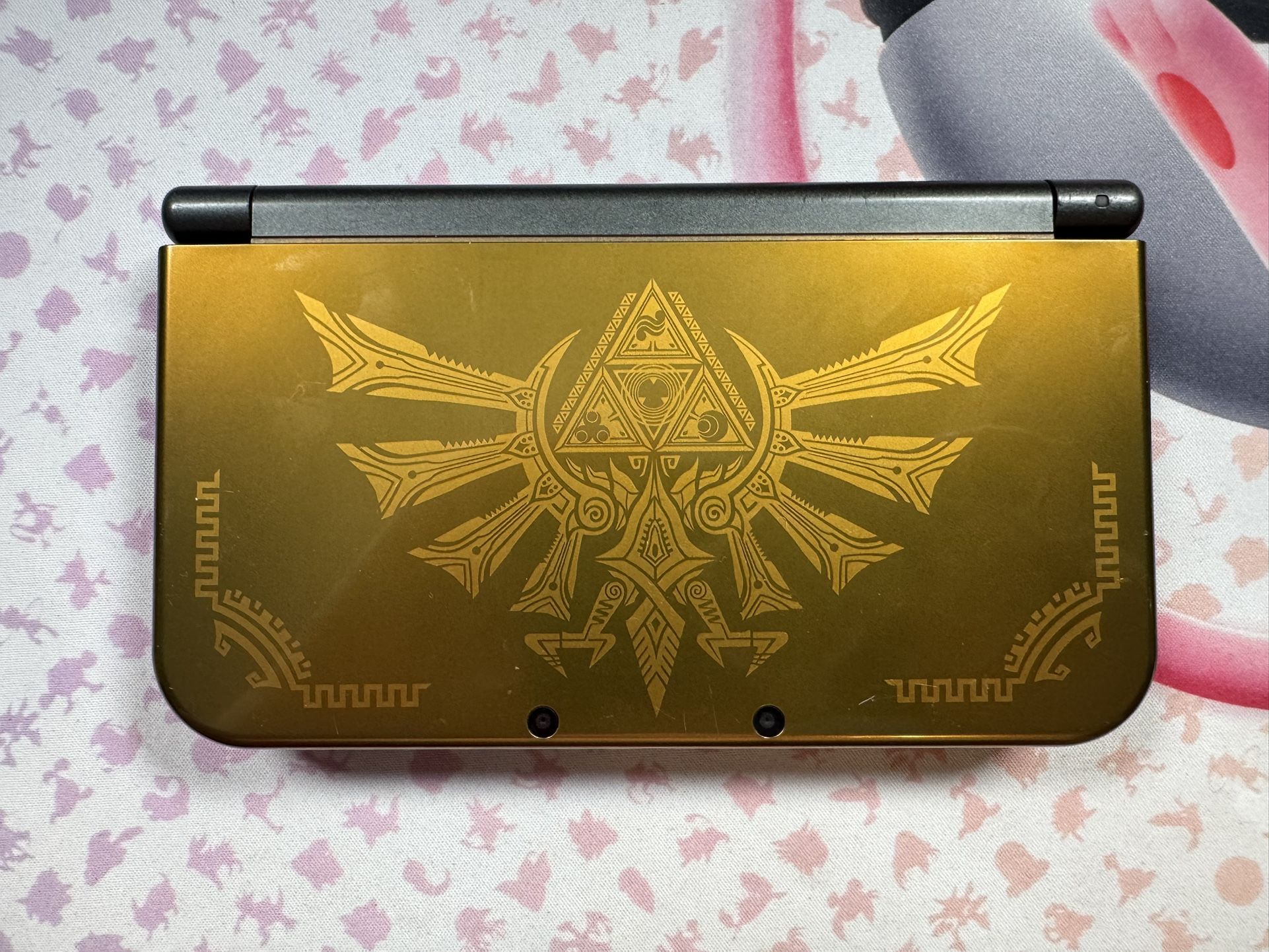 Nintendo New 3DS XL Hyrule Edition