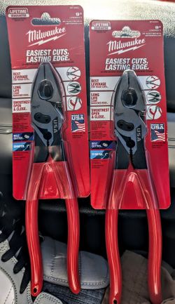 Milwaukee Linemans Pliers 9"