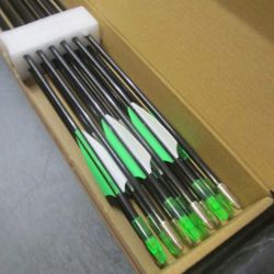 28" Fiberglass Arrows - Archery Practice Target Arrows with Blunt Tips Durable Shaft for Youth Kids Children Beginners on Recurve&Long Bows(Pack of 12