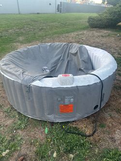 Hot tub