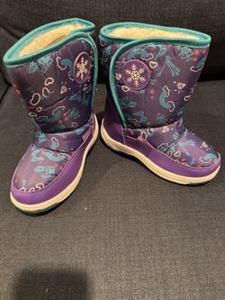 NEW Girls Size 11 Rain boot/ Snow Boot $10