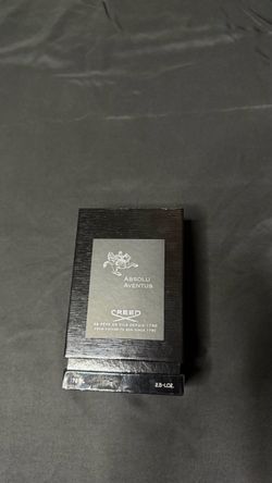 Creed Absolu Aventus Eau de Parfum Spray, Regular Size 2.5 fl oz (75 mL)