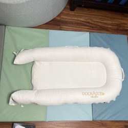 Dock A Tot Deluxe