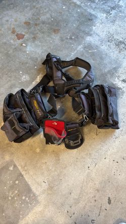 Tool belt with suspenders