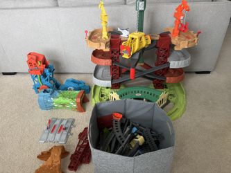 Thomas & Friends Trains & Cranes Super Tower playset with additional sets
