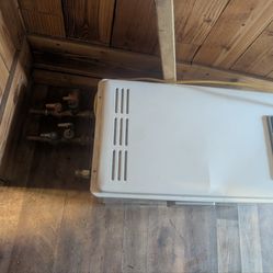 RINNAI NATURAL GASENDLESS HOT WATER HEATER