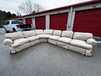 Large Hickory White Tan Sectional *FREE DELIVERY 🚚 