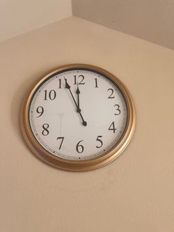 Big wall clock