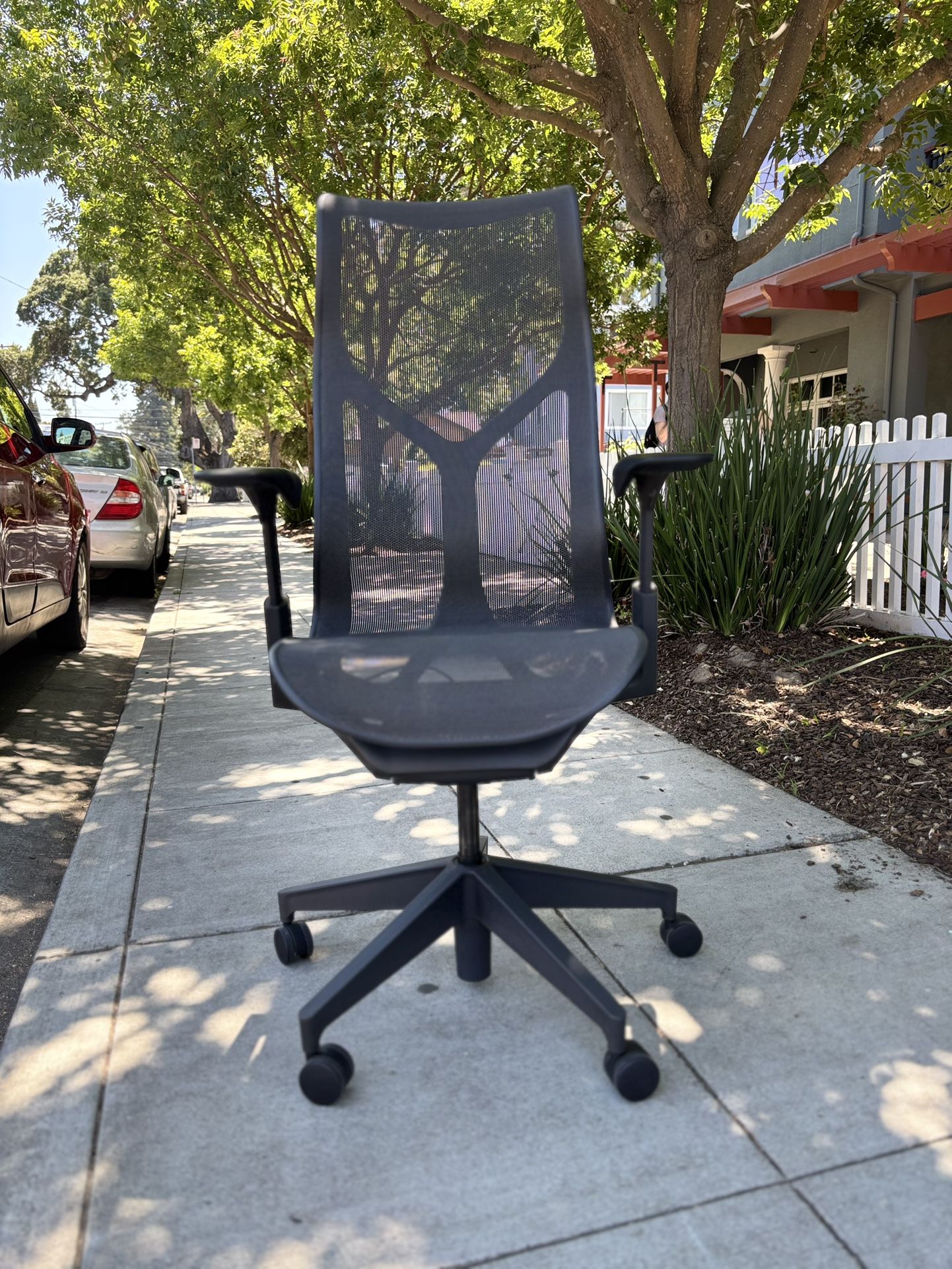 🏴 Herman miller Cosm High Back 🏴