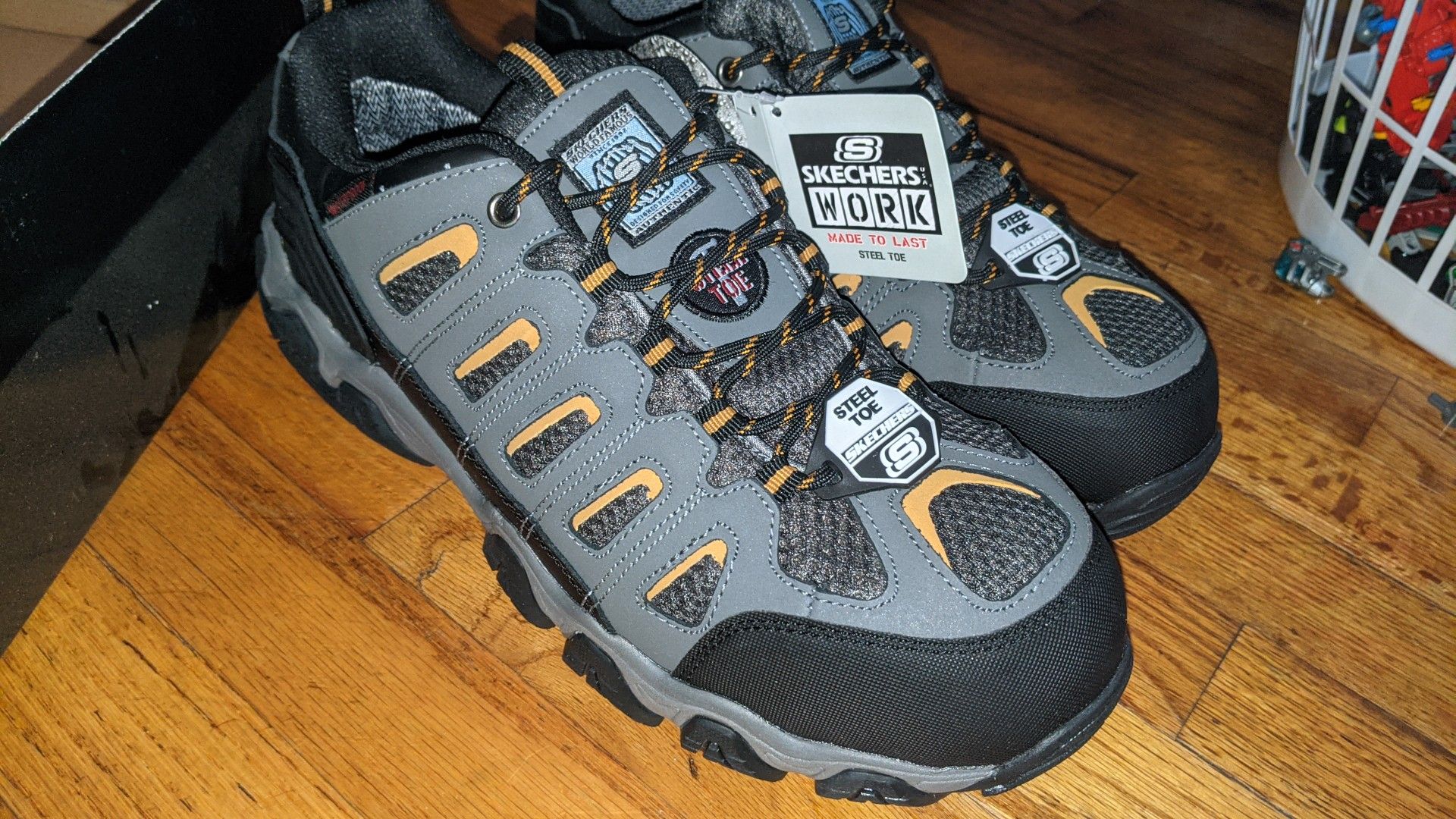 Sketchers waterproof/steel toe work boots that look like normal shoes. - men's 10.5