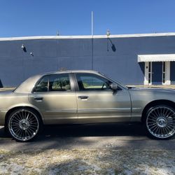 2000 Mercury Grand Marquis