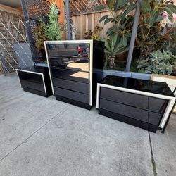 Antique Awesome, Black Lacquer Wood Dresser With Nightstands