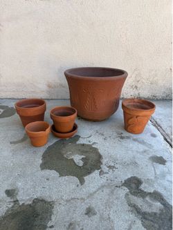 Terracotta Pots – Set of 5