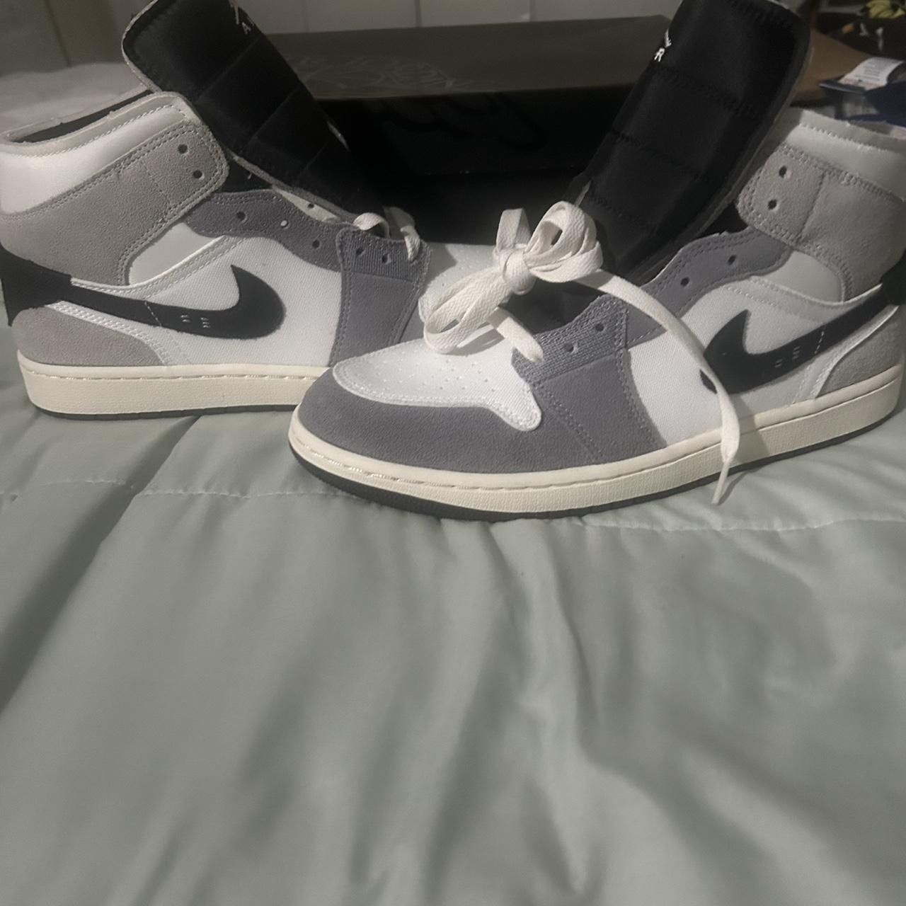 Air Jordan 1 Mid Se Craft