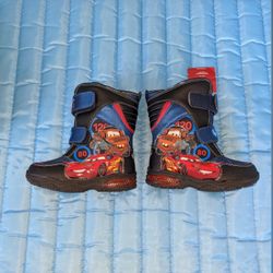 Disney Pixar Cars boys winter snow boots size 10 new with tags