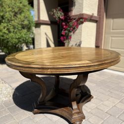 Hooker Furniture Round Extendable Dining Table – Solid Wood