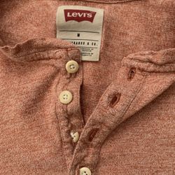 Levi’s Men’s Size M Long Sleeve Sweat Shirt 